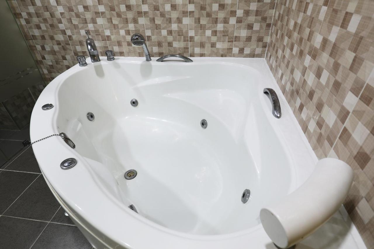 Bellino Hotel Buan Zewnętrze zdjęcie